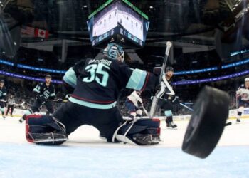 НХЛ: Сент-Луїс і Сіетл перемагають