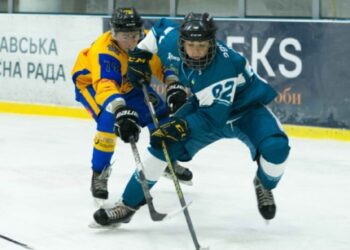 Херсонський Дніпро – третій півфіналіст Кубка України-2024 з хокею