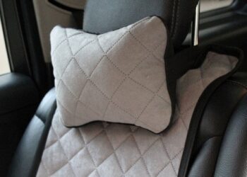 Не для комфорту: навіщо насправді потрібні підголовники в автомобілі