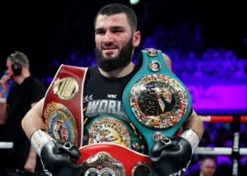 Артур Бетербієв оцінив можливість зміни вагової категорії