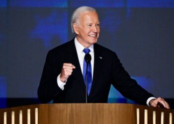 “Ми працюємо над цим просто зараз”, — Байден про зняття обмежень щодо далекобійної зброї для України