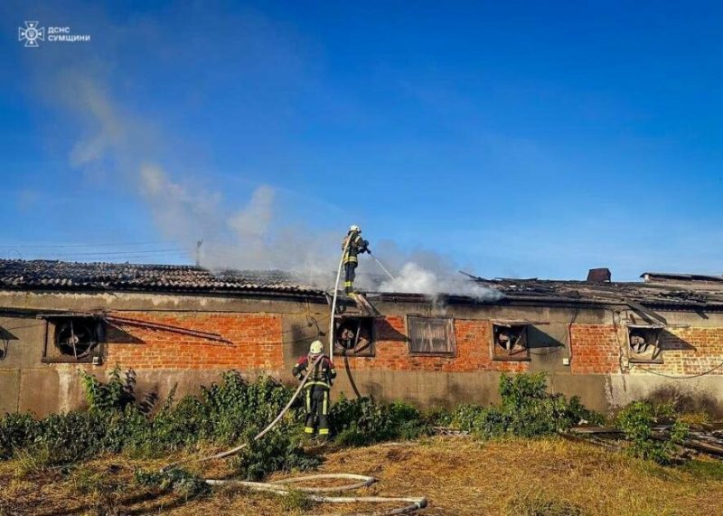 Рятувальники ліквідували наслідки ворожої атаки у Сумському районі