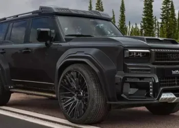 Для міста та бездоріжжя: новий Toyota Land Cruiser 250 отримав дві яскраві версії