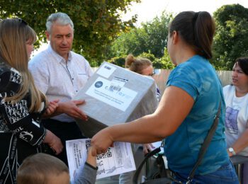 ДІТЯМ РОМЕНСЬКОЇ ГРОМАДИ ПОДАРУВАЛИ СПЕЦІАЛІЗОВАНІ ЦИФРОВІ НАБОРИ ДЛЯ НАВЧАННЯ