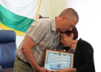 ГЕРОЇ – ПОЧЕСНІ ГРОМАДЯНИ ОХТИРКИ