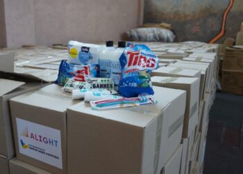 ГІГІЄНІЧНІ НАБОРИ ДЛЯ БІЖЕНЦІВ