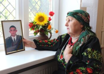 Мистецтво як шлях до зцілення: історія стійкості Валентини Пипи, яка втратила сина на війні + ФОТО