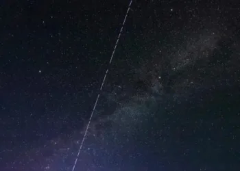 Науковці скаржаться, що супутники Ілона Маска заважають астрономічним дослідженням