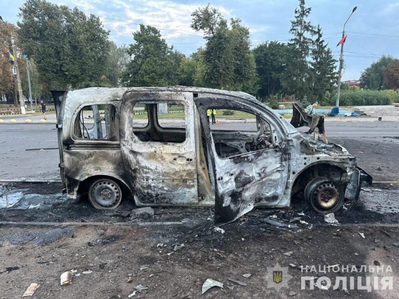 Поліція Сумщини документує наслідки російської атаки на Конотоп + Фото