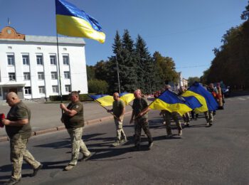 РОМЕНСЬКА ГРОМАДА ПОПРОЩАЛАСЬ ІЗ ГЕРОЄМ, ВОЇНОМ-ЗАХИСНИКОМ СЕРГІЄМ ГОНЧАРЕНКОМ…