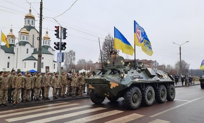 У Конотопі зустрічали захисників України, що повернулися з зони ООС