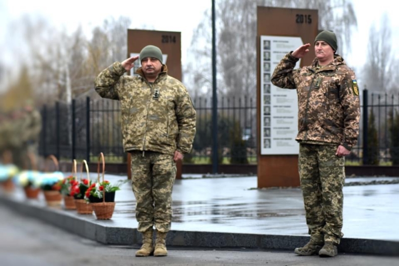 У Конотопі зустрічали захисників України, що повернулися з зони ООС