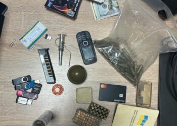 У Сумах судитимуть поліціянта, який розробив схему збуту наркотиків 