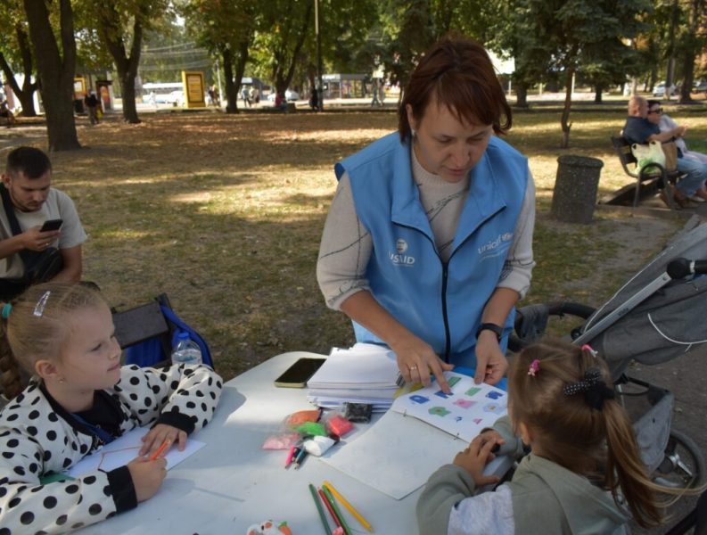 У  Конотопі працювала мобільна бригада психологів UNICEF Ukraine