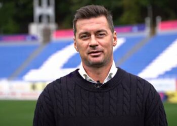 ВІДЕО. Мілевський взяв участь у челенджі з пляшками. Майже переміг