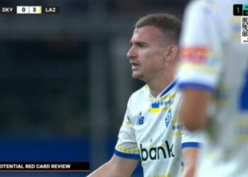 ВІДЕО. За що вилучили Брагару? Суддя показав дві червоні у грі Динамо в ЛЄ