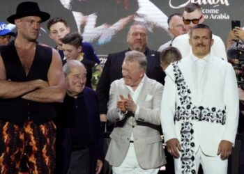 Відомий російський тренер передбачив переможця бою Усик – Ф’юрі 2