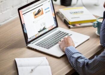 ВПО, які проживають на Сумщині, можуть записатися на онлайн  зустрічі з представниками різних міністерств і Офісу Омбудсмана для отримання відповідей на питання, які їх турбують (+ графік зустрічей)