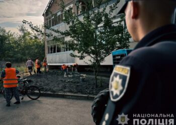 За добу на Сумщині внаслідок обстрілів з боку рф троє людей отримали поранення