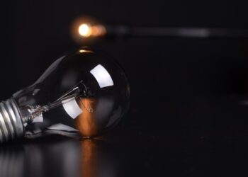 Завтра на Сумщині відключення світла будуть в обсязі однієї черги 