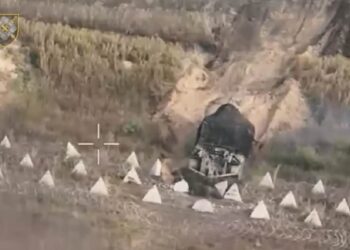 ЗСУ показали, як пробивали проходи у мінних полях для прориву на Курщині