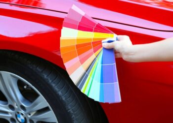 Які кольори авто обирають українські водії у 2024 році