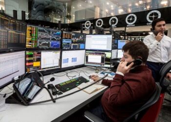 Нерезиденти масово виводять активи з брокерських рахунків в РФ