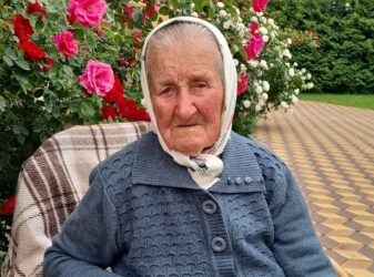 100-річну жительку Шосткинщини вітають з ювілеєм