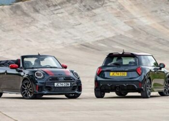 Культовий Mini John Cooper Works залишиться без механічної трансмісії (ФОТО)