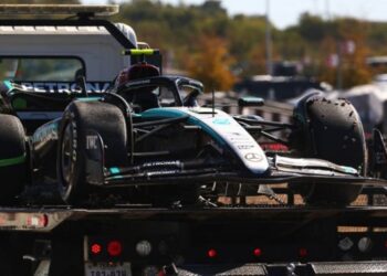 Мерседес не допускає проблем з оновленнями боліда, попри слова Гамільтона