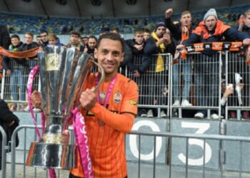 Сантос зацікавлений у переході екс-півзахисника Шахтаря Алана Патріка