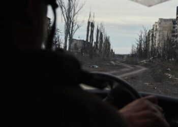 Зеленський про Вугледар: “Життя бійців набагато головніші, ніж будь-які забудови”