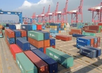 В Україні імпорт перевищив експорт на понад $20 млрд