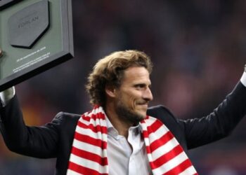 Форлан дебютує у професійному тенісі. 45-річний уругваєць зіграє на челенджері в Монтіведео в парі з Корією