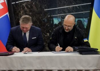 Україна та Словаччина підписали чотири угоди