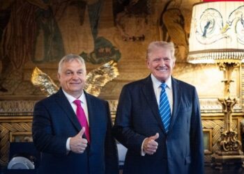 Politico: Орбан погрожує зірвати допомогу Україні, щоб допомогти Трампу