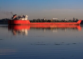 Постачання російської нафти досягли тримісячного максимуму