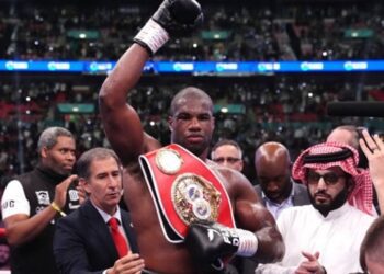 Тренер Дюбуа радить Джошуа не думати про реванш