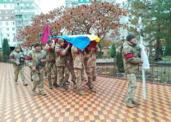 Сьогодні сумська громада попрощалась із Павлом Шаповалом та Олександром Куліченком