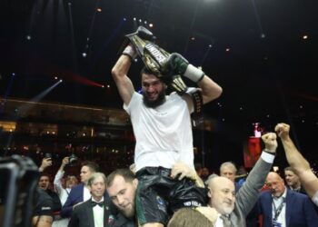 Артур Бетербієв відреагував на слова Гірна про те, що Бівол переміг у їхньому поєдинку