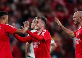 Бенфіка з хет-триком Актюркоглу розгромила Ріу Аве, Трубін відіграв “на нуль”