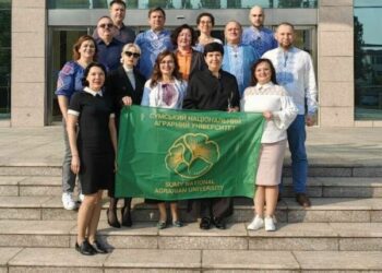 Представники СНАУ викладають у Китаї