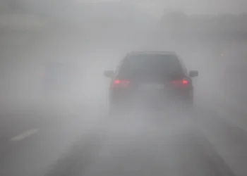 До уваги водіїв і пішоходів! Синоптики попереджають про туман