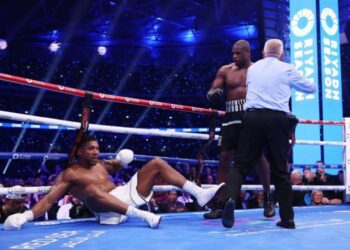 Джей Опетайя – про поразку Джошуа в бою з Дюбуа: “Це здорово”