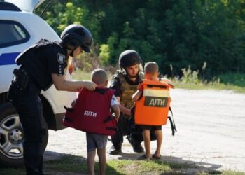 Зі 101 населеного пункту Сумської області примусово евакуюють майже 500 дітей