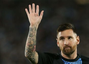 Marca назвала найвидатнішого футболіста всіх часів та вручила нагороду