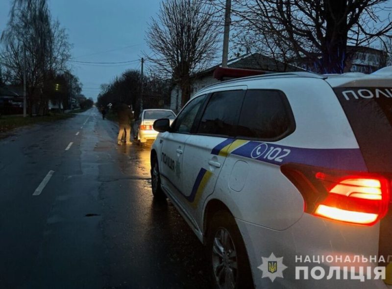 На Конотопщині водій напідпитку намагався дати хабар поліцейському