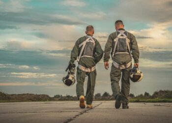 На початку великої війни українська авіація літала в Росію – руйнувати логістику ворога