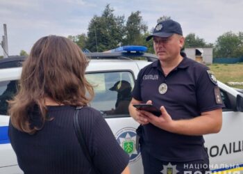 На Сумщині судитимуть неповнолітню, яка шантажувала свою однолітку