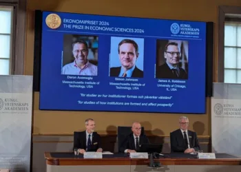Нобелівський комітет оголосив лауреатів премії з економічних наук